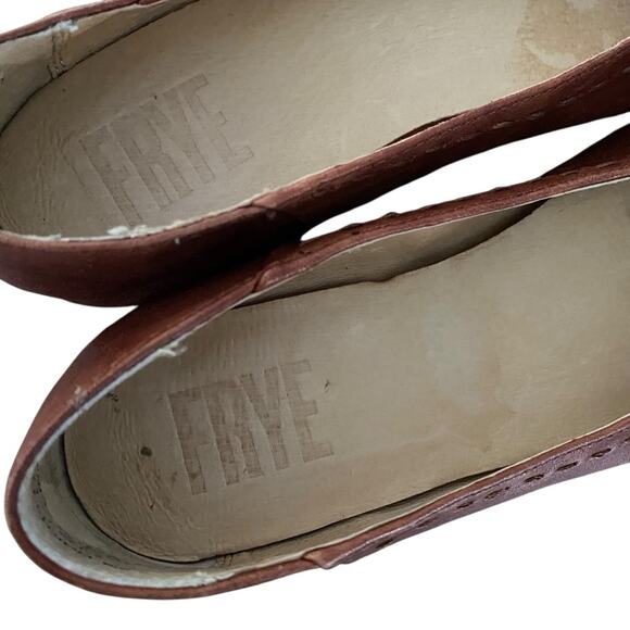 Frye Claire Ballet Flat Leather Cognac Cabrast color brown size 8.5 fits 9 - Picture 8 of 11
